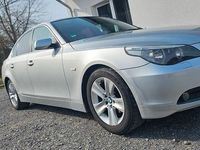 Gebraucht BMW 523 177 PS (130 kW) 2005 Silber Limousine