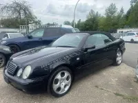 Gebraucht Mercedes CLK320 Elegance 218 PS (160 kW) 1999 Blau Cabrio