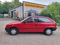 Gebraucht Opel Astra 71 PS (52 kW) 1993 Rot Limousine
