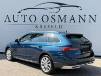 Gebraucht Skoda Octavia 200 PS (147 kW) 2023 Blau Kombi