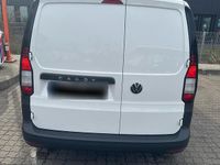 Second-hand VW Caddy 102 CP (75 kW) 2021 Alb Monovolum