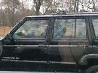 Gebraucht Jeep Cherokee 115 PS (84 kW) 1999 Schwarz SUV