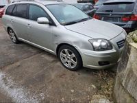 gebraucht Toyota Avensis 2.2 T25