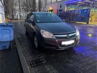 Gebraucht Opel Astra 90 PS (66 kW) 2009 Grau Kleinwagen