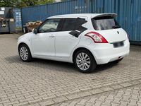 Gebraucht Suzuki Swift 94 PS (69 kW) 2013 Weiß Kleinwagen