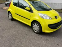 Gebraucht Peugeot 107 68 PS (50 kW) 2008 Gelb Kleinwagen