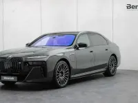 Gebraucht BMW M760e Sport Line 571 PS (419 kW) 2025 Grau Limousine