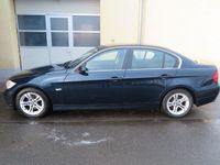 gebraucht BMW 325 i Klimatronik /Xenon/Tempomat/ALU