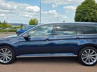 Gebraucht VW Passat Highline 239 PS (175 kW) 2015 Blau Kombi