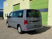 Gebraucht VW Multivan Family 150 PS (110 kW) 2021 Grau Van