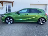 Gebraucht Mercedes A180 122 PS (89 kW) 2017 Elbaitgruen Kleinwagen