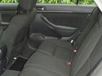 Gebraucht Toyota Avensis 177 PS (130 kW) 2003 Silber metallic Kombi
