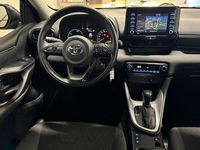Gebraucht Toyota Yaris Hybrid Active 91 PS (66 kW) 2021 Schwarz Limousine