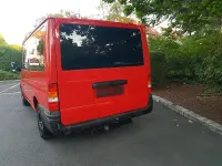 Second-hand Ford Transit 100 CP (73 kW) 2005 Roșu Monovolum