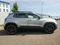 Neu Jeep Avenger Overland 145 PS (106 kW) 2026 Grau SUV