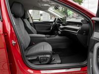 Neu Skoda Superb Selection 150 PS (110 kW) 2025 Karminrot Limousine