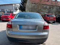 Second-hand Audi A4 101 CP (74 kW) 2002 Argintiu Berlinǎ