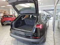 Second-hand Audi e-tron 230 kW (313 CP) 2022 Negru SUV
