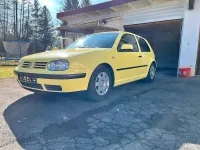 Używany VW Golf IV 75 KM (55 kW) 2002 Żółty Hatchback