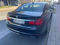 Gebraucht BMW 740 Exclusive 313 PS (230 kW) 2014 Schwarz Limousine