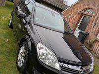 Usata Opel Astra 90 CV (66 kW) 2008 Nero Station wagon