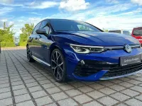 Usata VW Golf VIII R 333 CV (244 kW) 2023 Blu Berlina
