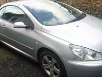 gebraucht Peugeot 307 CC Cabriolet in Silber zu 3.333€ VB!