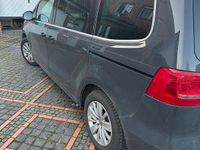 Gebraucht VW Sharan Trendline 140 PS (102 kW) 2011 Grau Van / Kleinbus