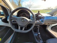 Second-hand VW up! 65 CP (47 kW) 2023 Alb Hatchback