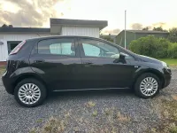 Gebraucht Fiat Punto Dynamic 69 PS (50 kW) 2011 Schwarz Kleinwagen