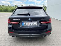 Gebraucht BMW 530e M Sport 184 PS (135 kW) 2022 Schwarz Kombi