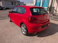 Gebraucht VW Polo 90 PS (66 kW) 2015 Rot Limousine
