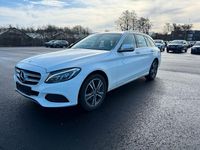 Gebraucht Mercedes C350e Elegance 211 PS (155 kW) 2015 Weiß Limousine