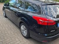 Second-hand Ford Focus 125 CP (91 kW) 2018 Negru Berlinǎ