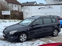 Gebraucht Hyundai i30 116 PS (85 kW) 2010 Stone black Kombi