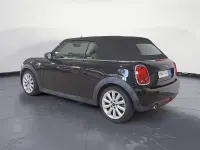 Gebraucht Mini Cooper Cabriolet 136 PS (100 kW) 2021 Midnight black metallic Cabrio