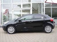 gebraucht Kia Rio 1.4 Fifa World Cup Edition