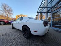 Używany Dodge Challenger 309 KM (227 kW) 2019 Biały Coupe