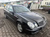 Gebraucht Mercedes E220 Avantgarde 150 PS (110 kW) 2005 Schwarz Limousine
