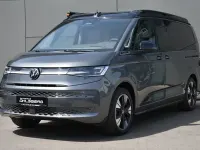 Neu VW California Beach 150 PS (110 kW) 2026 Grau Van