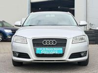 Gebraucht Audi A3 Attraction 102 PS (75 kW) 2009 Silber Kleinwagen