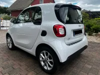Gebraucht Smart ForTwo Coupé Passion 71 PS (52 kW) 2018 Weiß Coupé