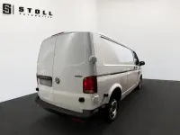Gebraucht VW Transporter R 150 PS (110 kW) 2024 Candyweiß Van