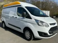 Usado Ford Transit Custom Trend 131 HP (96 kW) 2018 Branco Monovolume