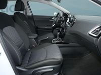 Gebraucht Kia Ceed 140 PS (102 kW) 2025 Weiss Kleinwagen