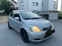 Gebraucht Toyota Yaris 65 PS (47 kW) 2004 Grau Kleinwagen