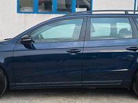 Gebraucht VW Passat 122 PS (89 kW) 2011 Blau Kombi
