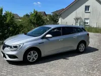 Gebraucht Renault Mégane Life 116 PS (85 kW) 2019 Grau Limousine