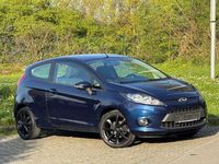 Gebraucht Ford Fiesta 60 PS (44 kW) 2012 Blau Kleinwagen