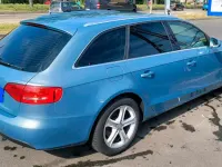 Gebraucht Audi A4 149 PS (109 kW) 2011 Blau Kombi
